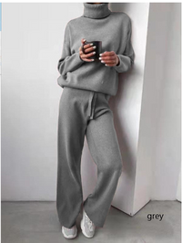 Zweiteiliges Pullover und Hosen Set in Grau