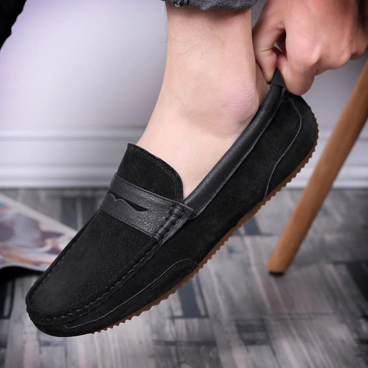 Herren Slipper aus weichem Wildleder klassischer Stil - Thierry