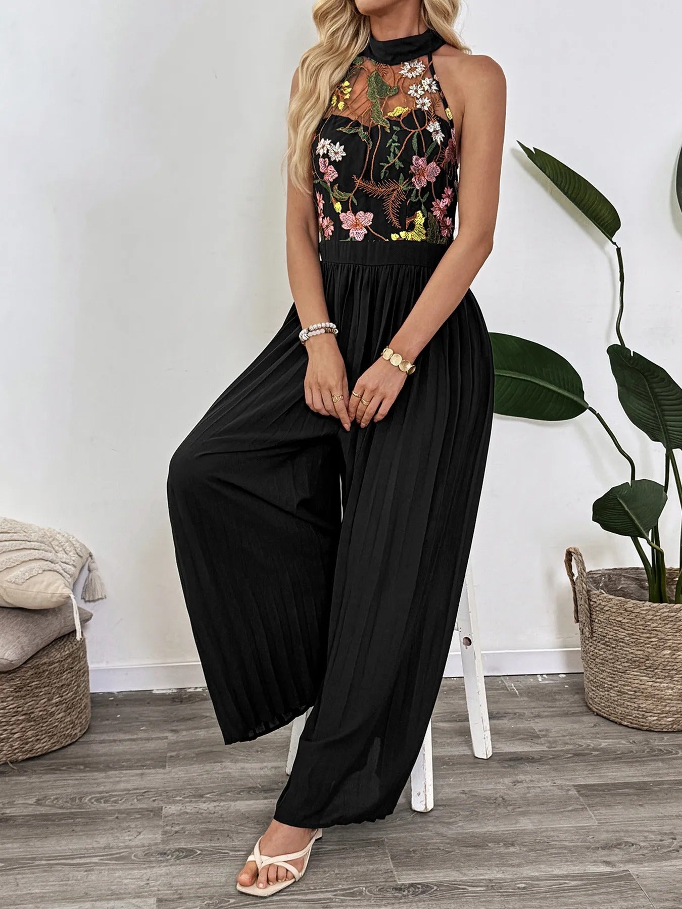Damen Jumpsuit mit floraler Spitzenstickerei im Palazzo-Stil - Irma