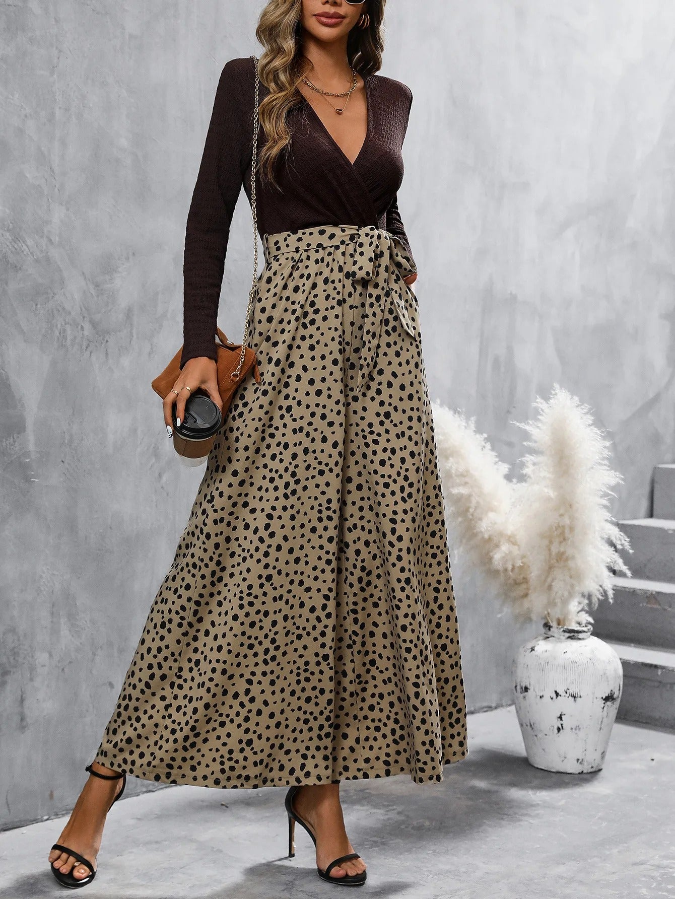 Damen Jumpsuit mit überkreuztem Ausschnitt und bedruckter Palazzohose - Pamela