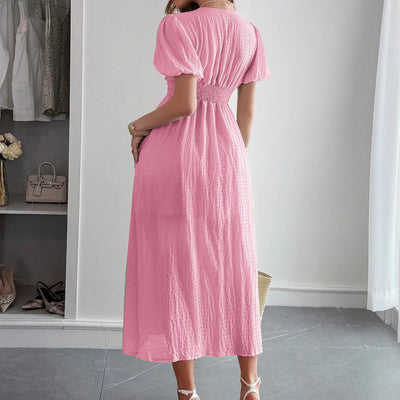 Langes Damenkleid mit elegantem Crossover-Ausschnitt und Schlitz vorne - Dalia