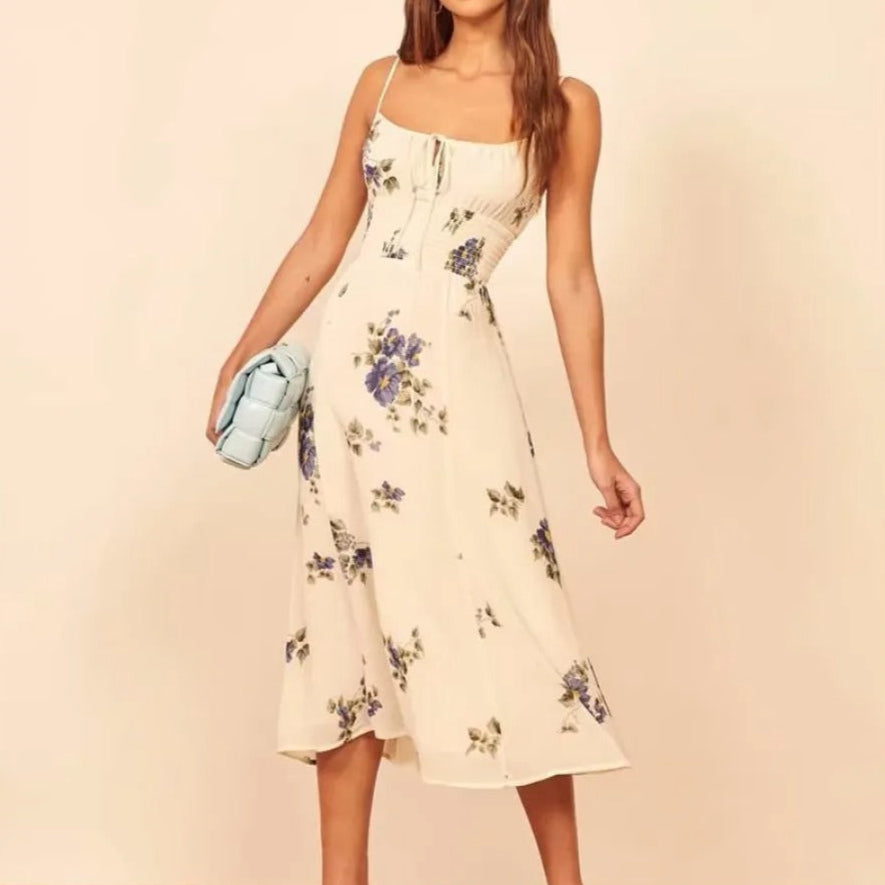 Geblümtes Midikleid für Damen mit schmalen Trägern und geraffter Taille - Isadora