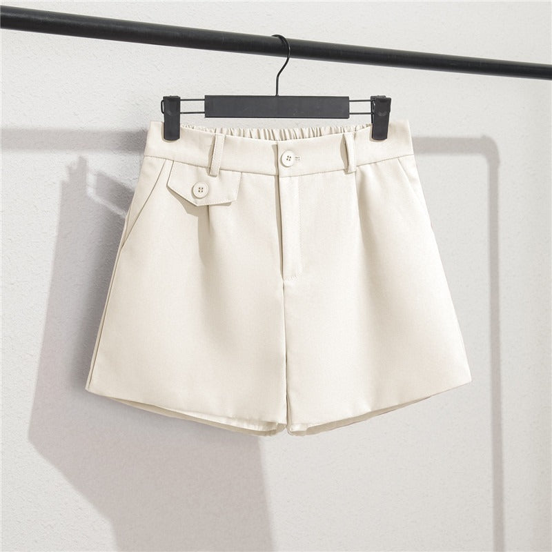 Damen-Shorts mit elastischem Bund und Knopfleiste - Clara