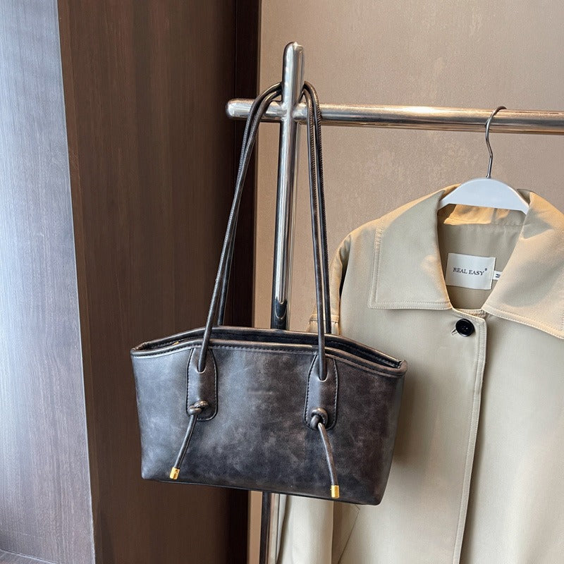 Umhängetasche aus Kunstleder für Damen im strukturierten Stil - Mireia