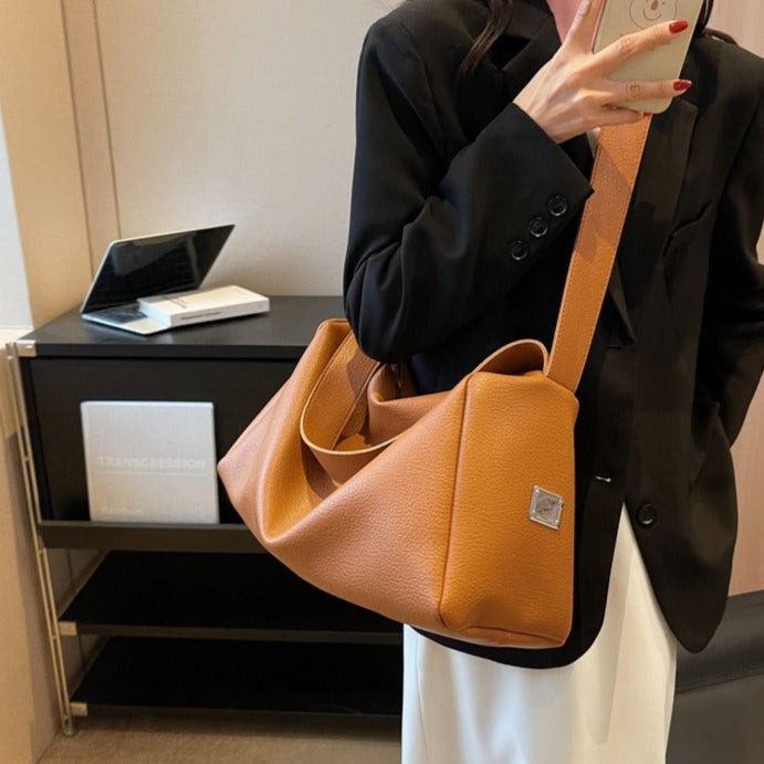 Damen-Tragetasche aus Kunstleder mit großem Fassungsvermögen im lässigen Stil - Andrea