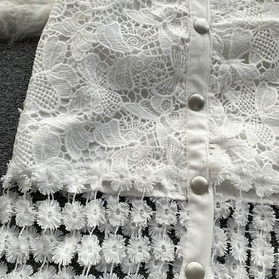 Langer Damenrock aus Spitze mit Blumendetails und Knöpfen gerader Schnitt - Solène