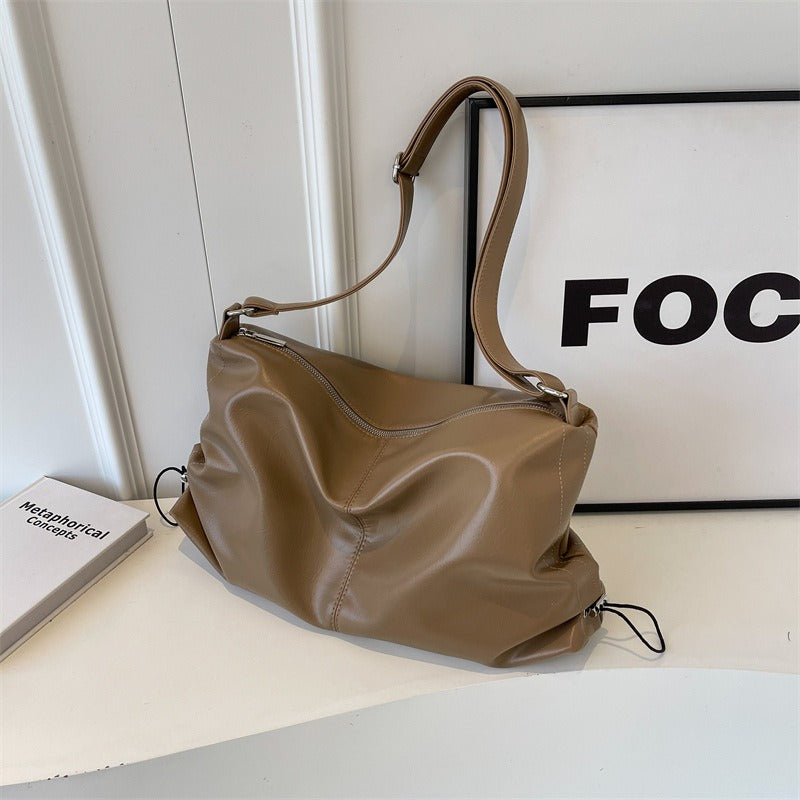 Damen-Umhängetasche mit Ledereffekt im fließenden Stil - Léa