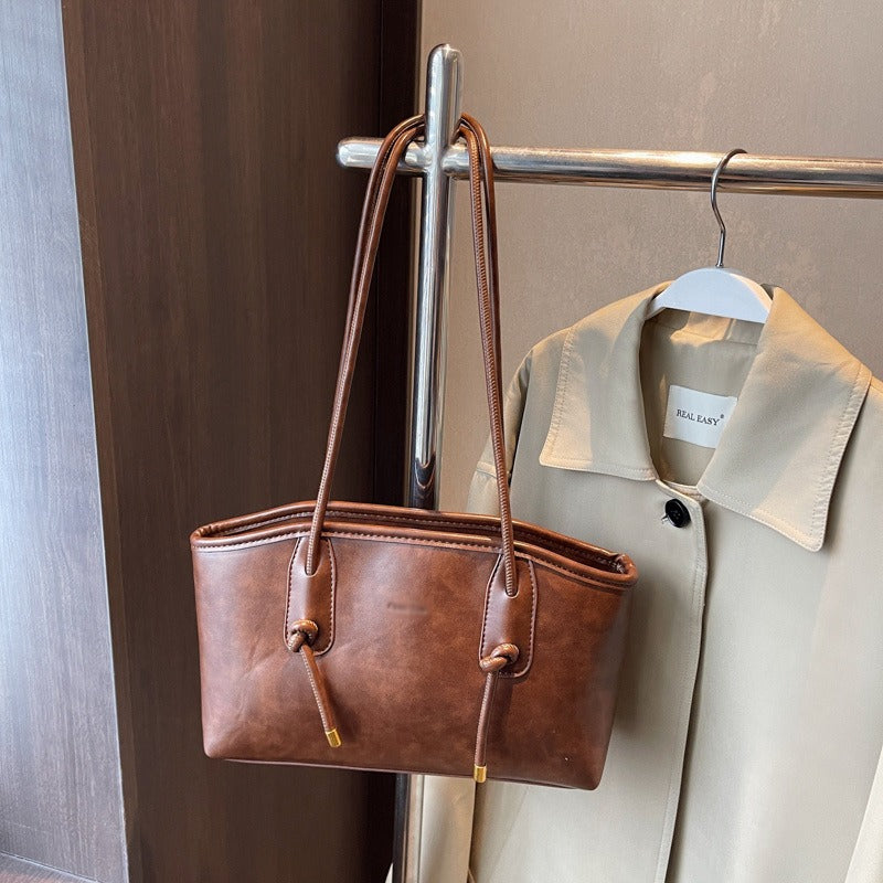 Umhängetasche aus Kunstleder für Damen im strukturierten Stil - Mireia