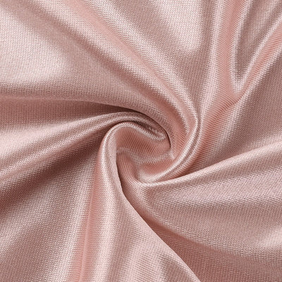 Langes Damenkleid aus Satin mit Seitenschlitz und drapiertem Ausschnitt - Violett