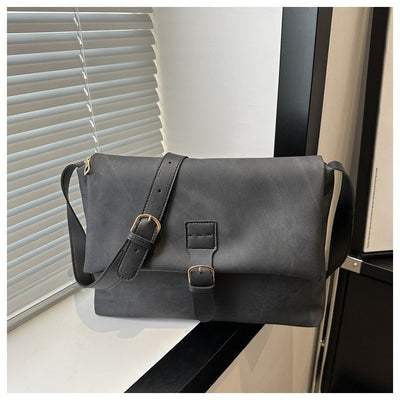 Frau Kunstleder Umhängetasche minimalistisches Design - Léa