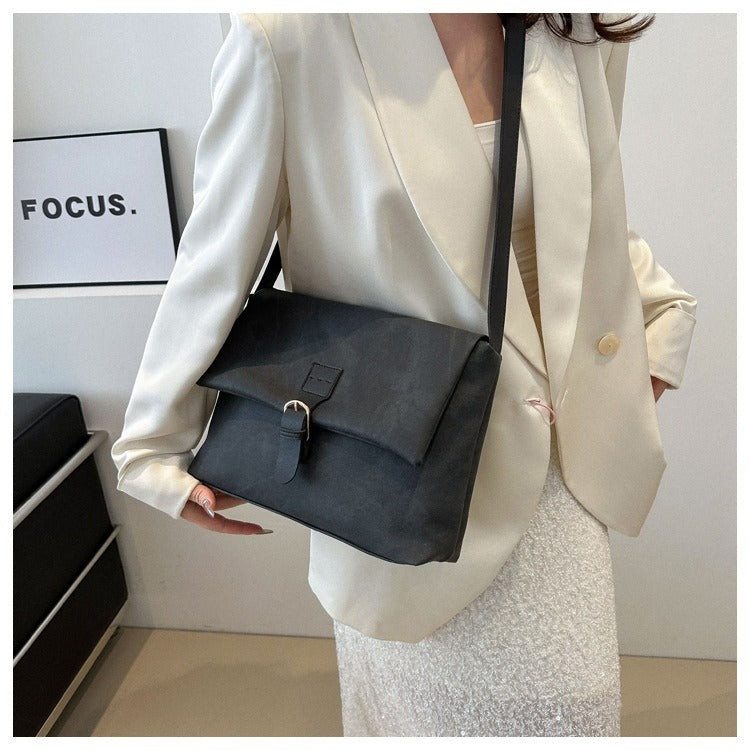 Frau Kunstleder Umhängetasche minimalistisches Design - Léa