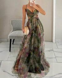 Katharina | Florales Maxikleid mit fließender Silhouette in Grün