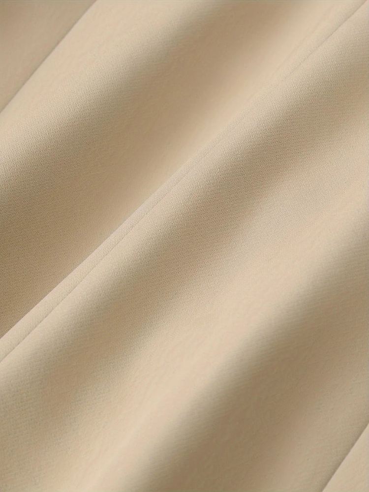 Klassisch eleganter Anzug für Damen | Hose und Blazer