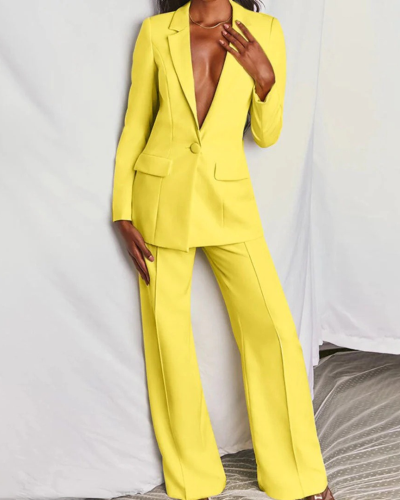 Klassischer Blazer und Hosenanzug für Damen | Moderne