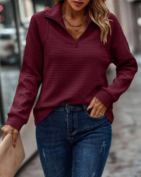 Damen Rippstrickpullover mit halbem Reißverschluss – Lässiger, gemütlicher Strick-Sweater in Rosa in Rot