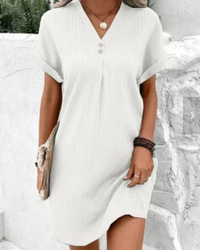 Lässiges Sommerkleid mit V-Ausschnitt für Damen | Mini in Weiß