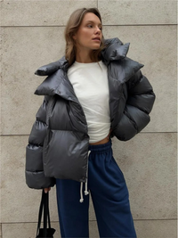 Dianne | Leichte Daunenjacke Damen | Steppjacke Lang in Dunkelgrau