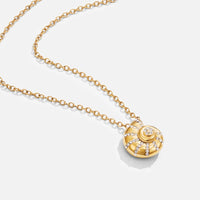 Luca Kristall Muschelanhänger Halskette in 18K Gold