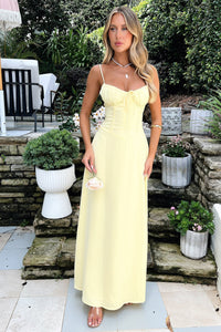 ALANIS | MITTELLANGES KLEID in Gelb