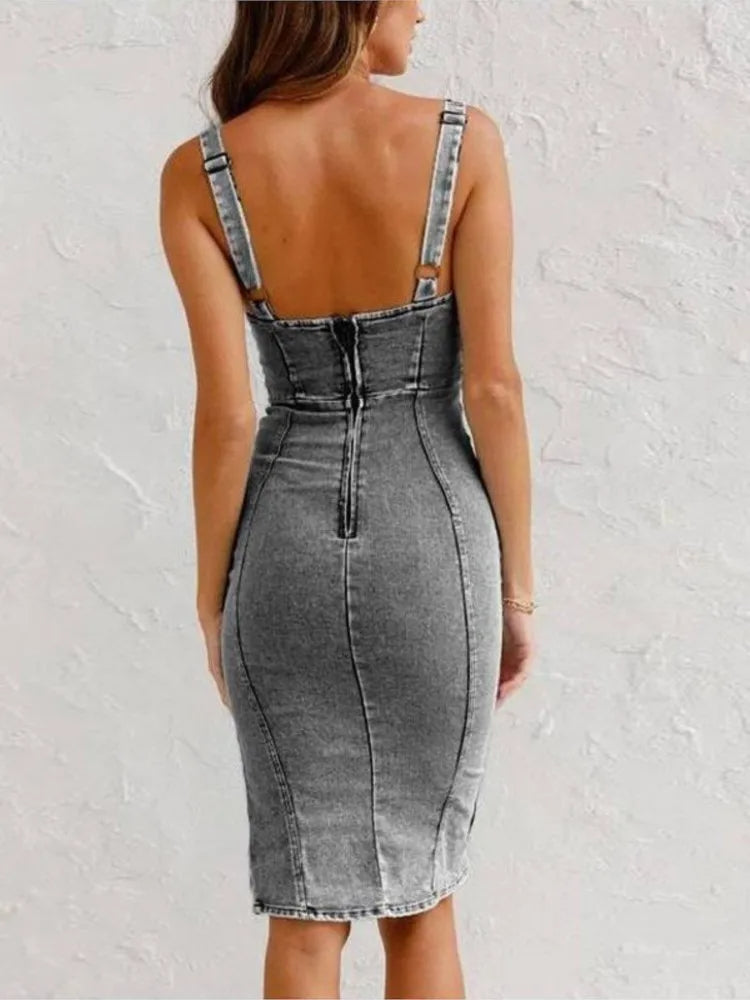 Meta - Denim Kleid mit verstellbaren Trägern