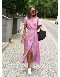 Eva | Stilvolles V-Ausschnitt-Kleid in Helles Rosa