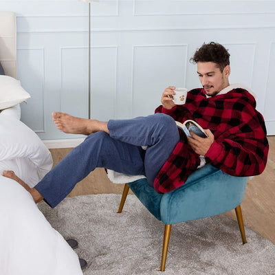 Hoodie & Decke | Herrliche Kombination aus einem weichen Hoodie und einer bequemen Decke in einem!