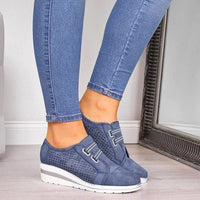 Lone Wedge Sneakers in Blau