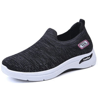 Louise Atmungsaktive Slip-on-Sneakers in Schwarz