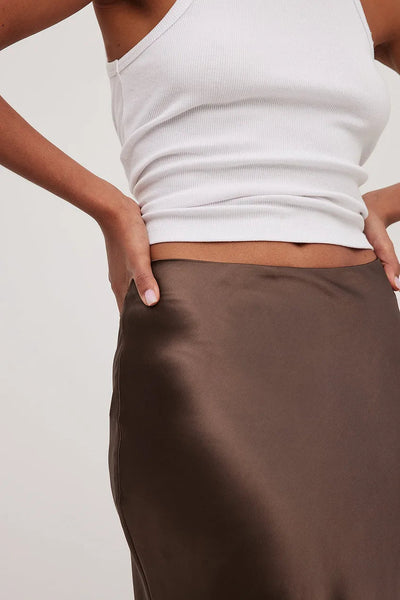 Hohe Taille Satinrock – Leona