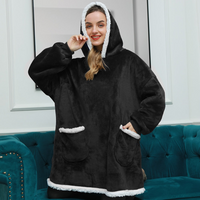 Felicity | Damen Oversize Hoodie | Rosa in Schwarz
