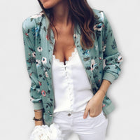 Emma | Elegante Bomberjacke für Damen mit Blumen in Grün