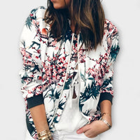 Emma | Elegante Bomberjacke für Damen mit Blumen in Weiß