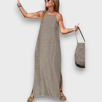 Sena – Sommerkleid mit Seitenschlitz in Grün