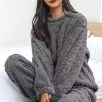 Hyacinth | Pyjama Set Damen | Schlafanzug in Schwarz