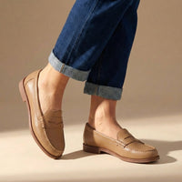 Ragna | Klassische Penny Loafer in Khaki