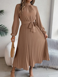 Stacey | Plissee Kleid Hochzeitsgast | Midi in Khaki