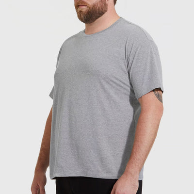 Set aus 10 Herren T- Shirts (Große Größen), 100% Baumwolle (strapazierfähig), Doppelkragen (verbreitert sich nicht), Regulärer Schnitt (komfortabel), GRAU (für jeden Stil)