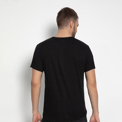 Set aus 5 Herren T- Shirts, 100% Baumwolle (strapazierfähig), Doppelkragen (verbreitert sich nicht), Reguläre Passform (komfortabel), SCHWARZ (für jeden Stil)