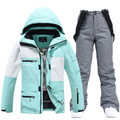 Babyblau-Grau