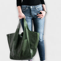 Eleanor | Oversized Wochenendtasche in Grün
