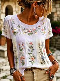 Lässiges T-Shirt für Damen mit lila Blumenkunstdruck in als bild