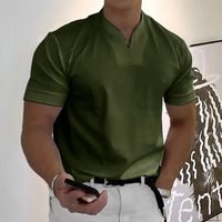 Sherwin | T-Shirt Weiß Herren | V-Ausschnitt in Grün