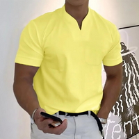 Sherwin | T-Shirt Weiß Herren | V-Ausschnitt in Gelb