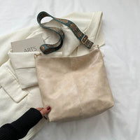 Vintage Leder Umhängetasche für Frauen - Kelsey in Khaki