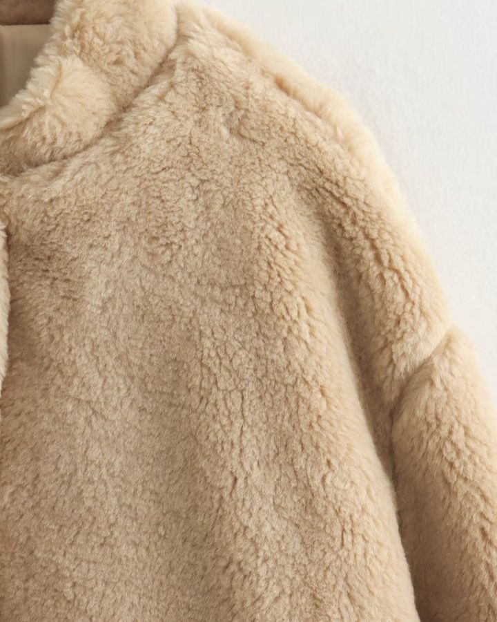 Weiche Jacke im Teddybär-Look für Frauen - Joslyn