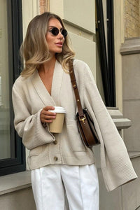 Francesca Vintage Loose Fit Strickjacke in Beige